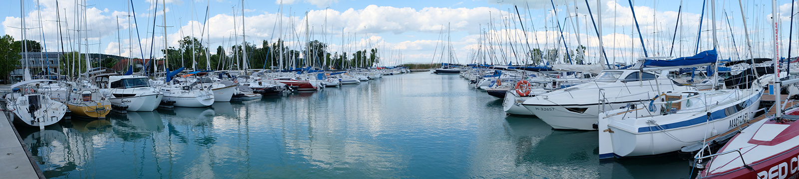 balatonikikotok aloors marina_vitorlaskikoto panoramafoto