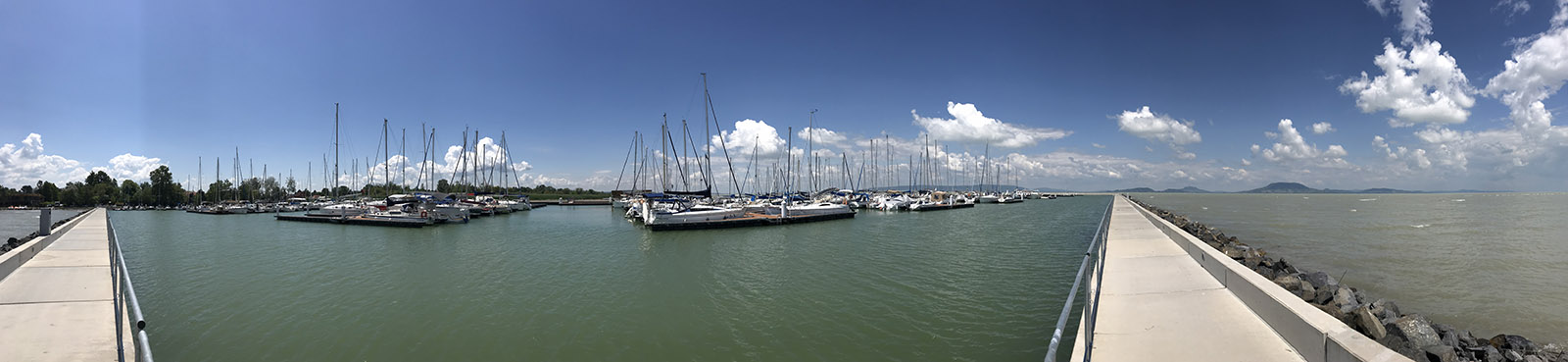 balatonikikotok balatonfenyves yacht club_panoramafoto